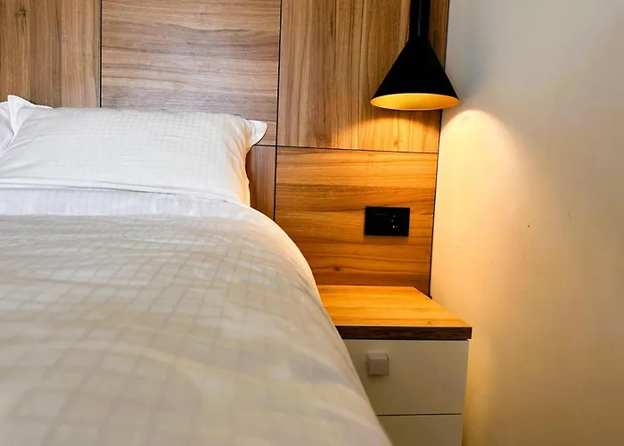 Beli Lotus Borovi * Divčibare